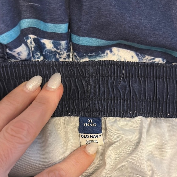Old Navy Kids Swim Trunks - Navy Blue with Ocean Print 14/16 XL - Picture 5 of 5